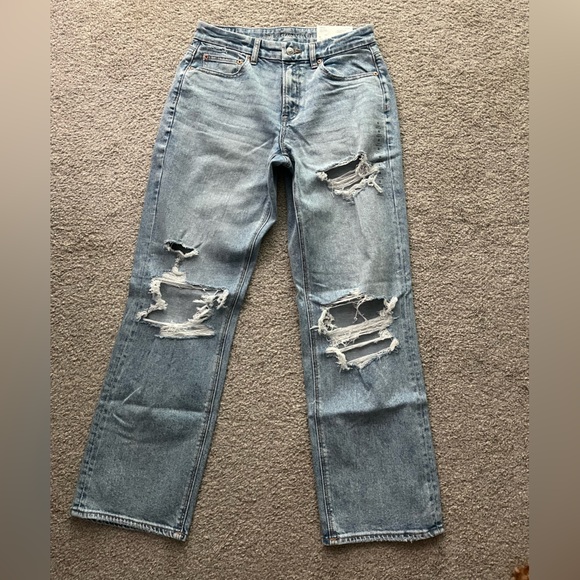American Eagle Outfitters Denim - AE Curvy Straight Leg Distressed Jeans